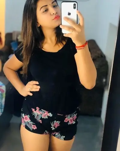 Bidhuna Escorts